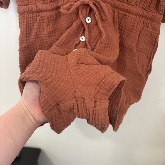 Z Supply Zephyr Cotton Gauze Romper - Picture 6 of 9